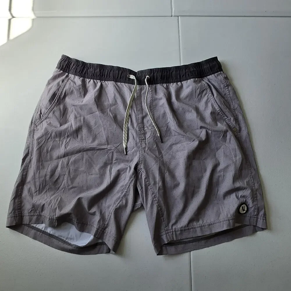 Vuori Swim Shorts Mens Large Gray Elastic Waist Lined Pockets Trunks